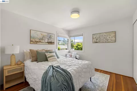 Bedroom - 1711 3rd St, Alameda, CA 94501 photo 4 of 7