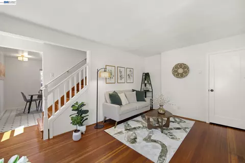 Living - 1711 3rd St, Alameda, CA 94501 photo 3 of 3