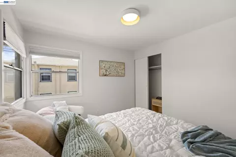 Bedroom - 1711 3rd St, Alameda, CA 94501 photo 6 of 7