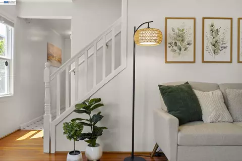 Entry Way - 1711 3rd St, Alameda, CA 94501 photo 1 of 5