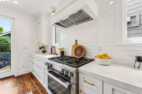 Kitchen - 2222 Blake St, Berkeley, CA 94704 photo 5 of 10