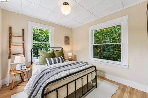Bedroom - 2222 Blake St, Berkeley, CA 94704 photo 7 of 9