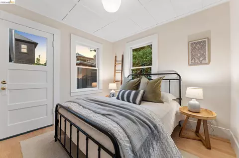 Bedroom - 2222 Blake St, Berkeley, CA 94704 photo 9 of 9