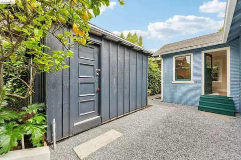 Exterior - 2222 Blake St, Berkeley, CA 94704 photo 18 of 21