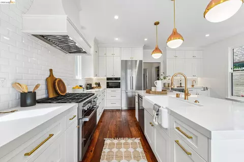 Kitchen - 2222 Blake St, Berkeley, CA 94704 photo 7 of 10