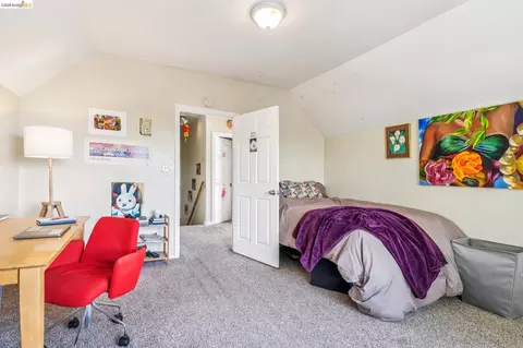 Bedroom - 1268 Alcatraz Ave, Berkeley, CA 94702 photo 14 of 14