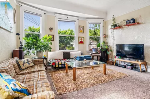 Living - 1268 Alcatraz Ave, Berkeley, CA 94702 photo 3 of 4