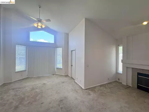 Living - 5001 Meadow Pass Way, Antelope, CA 95843 photo 10 of 11
