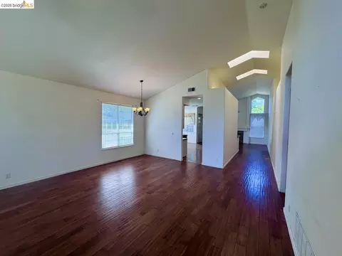 Living - 5001 Meadow Pass Way, Antelope, CA 95843 photo 4 of 11