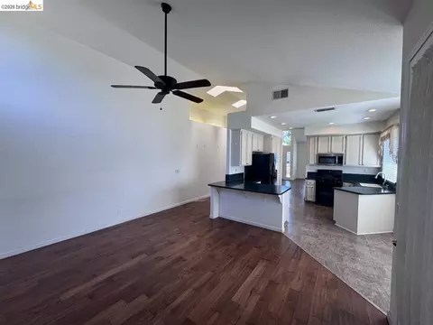 Living - 5001 Meadow Pass Way, Antelope, CA 95843 photo 7 of 11