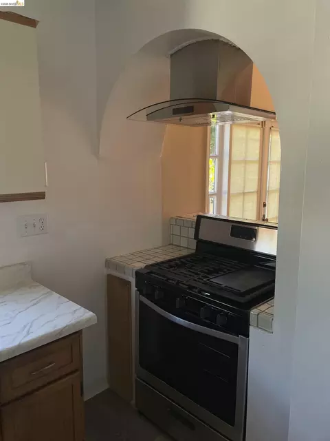 Kitchen - 1239 Berkeley Way, Berkeley, CA 94702 photo 1 of 4