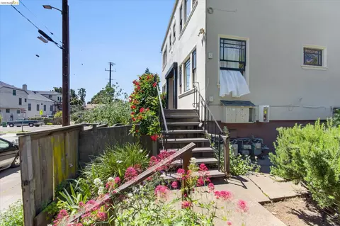 Exterior - 1239 Berkeley Way, Berkeley, CA 94702 photo 6 of 11