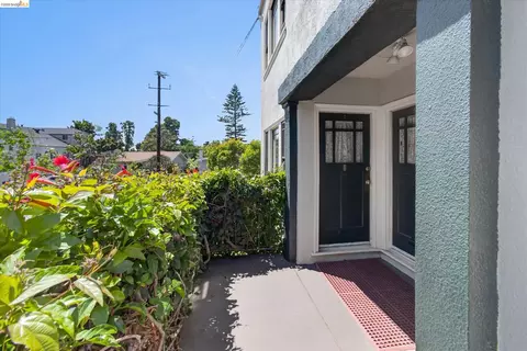 Exterior - 1239 Berkeley Way, Berkeley, CA 94702 photo 5 of 11