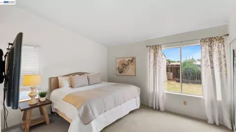 Bedroom - 1571 Spring Ct, Tracy, CA 95376 photo 1 of 6