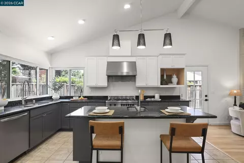 9871 Broadmoor Dr, San Ramon, CA 94583