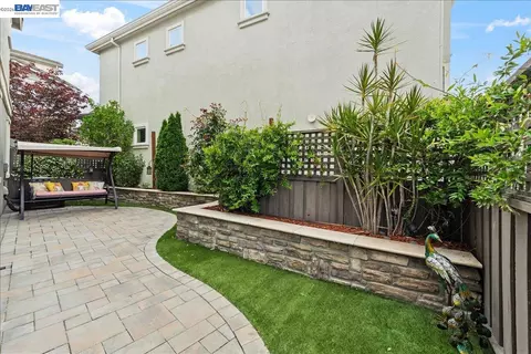 Exterior - 3957 Scottfield St, Dublin, CA 94568 photo 6 of 9