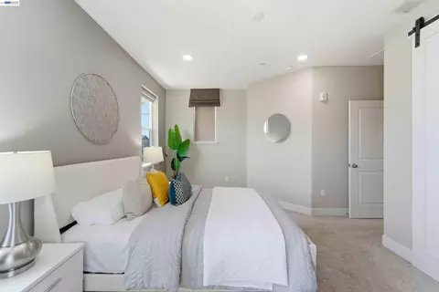 Bedroom - 1661 Centre Pointe Dr, Milpitas, CA 95035 photo 2 of 5