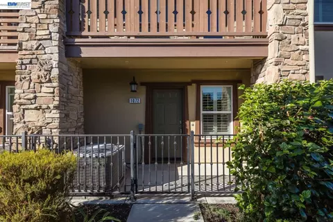 1072 Victories Loop, San Jose, CA 95116
