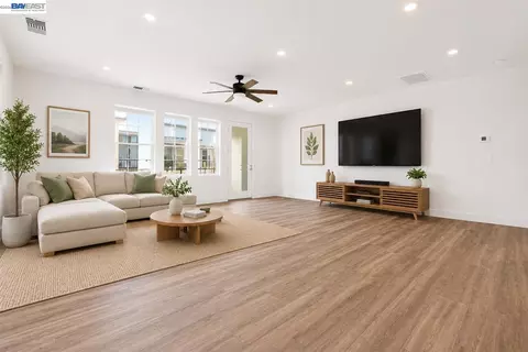 Living - 6065 Bullion Ln, Dublin, CA 94568 photo 2 of 5