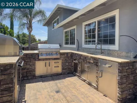 Kitchen - 1894 Sagewood Ct, Concord, CA 94521 photo 7 of 7