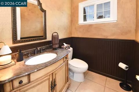 Bath - 1894 Sagewood Ct, Concord, CA 94521 photo 5 of 5
