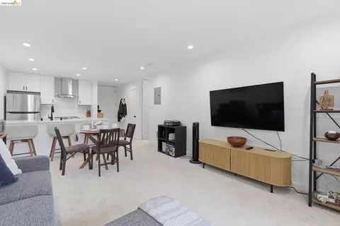 8307 Shelter Creek Ln, San Bruno, CA 94066