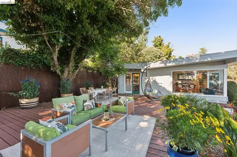 Exterior - 2301 Oak St, Berkeley, CA 94708 photo 4 of 15