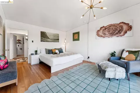 Bedroom - 2301 Oak St, Berkeley, CA 94708 photo 5 of 8
