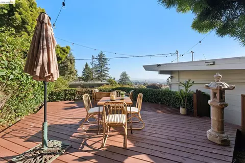 Exterior - 2301 Oak St, Berkeley, CA 94708 photo 11 of 15