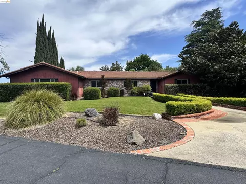 2876 Stirrup Dr, Oakley, CA 94561
