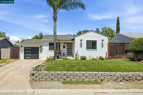 Exterior - 2363 Hemlock Ave, Concord, CA 94520 photo 3 of 10
