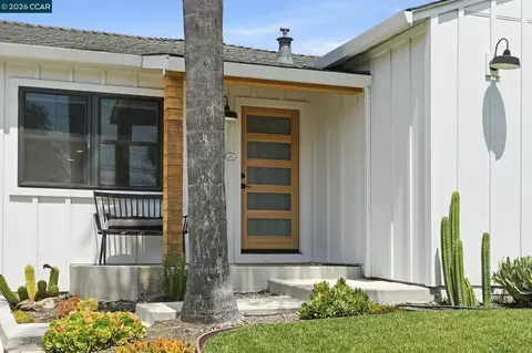 Exterior - 2363 Hemlock Ave, Concord, CA 94520 photo 1 of 10