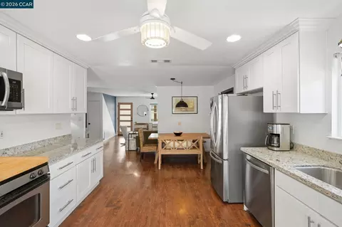 2363 Hemlock Ave, Concord, CA 94520 photo 12