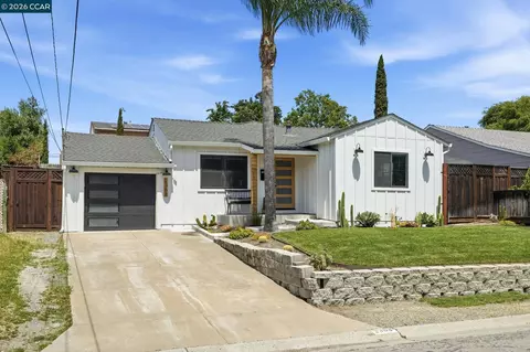 2363 Hemlock Ave, Concord, CA 94520 photo 2
