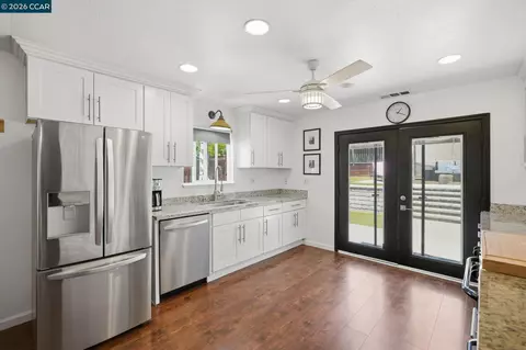 Kitchen - 2363 Hemlock Ave, Concord, CA 94520 photo 1 of 4