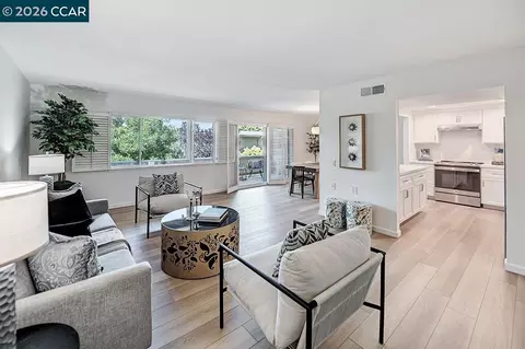 1508 Canyonwood Ct #4, Walnut Creek, CA 94595