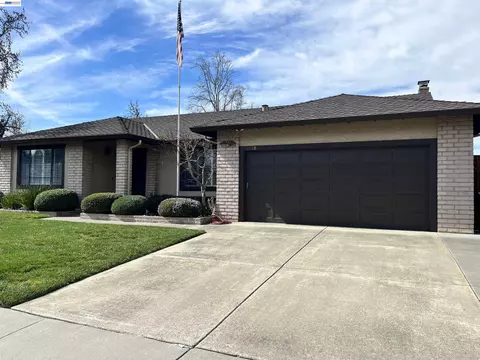 3006 Melbourne Ct, Pleasanton, CA 94588