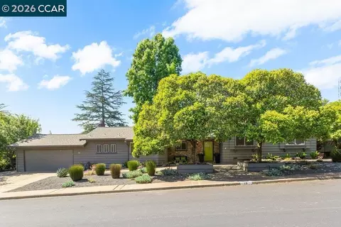 19 Lynwood Pl, Moraga, CA 94556