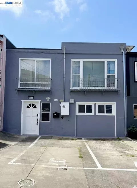 896 Lausanne Ave, Daly City, CA 94014