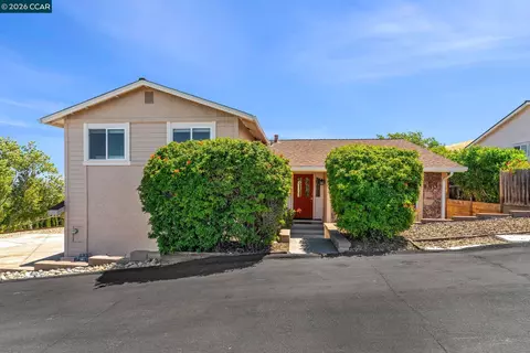 2240 Westwood Ln, Pittsburg, CA 94565