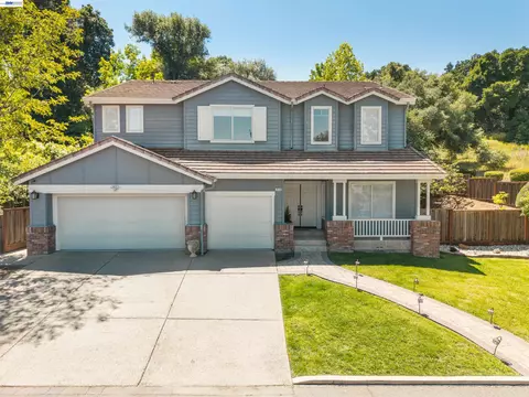 2123 Hidden Pond Rd, Lafayette, CA 94549