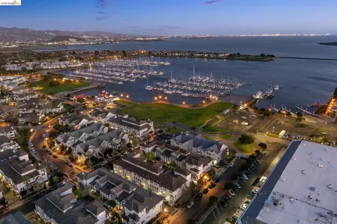 1753 Northshore Dr, Richmond, CA 94804
