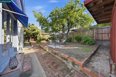 848 Talbart St, Martinez, CA 94553 photo 40