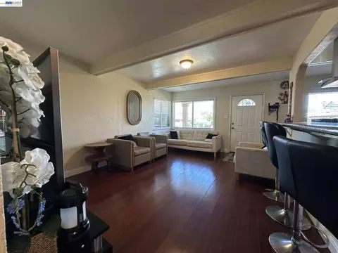 Living - 29 Delta Dr, Bay Point, CA 94565 photo 6 of 6