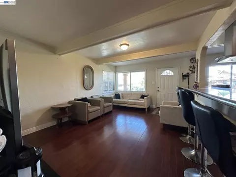 Living - 29 Delta Dr, Bay Point, CA 94565 photo 3 of 6