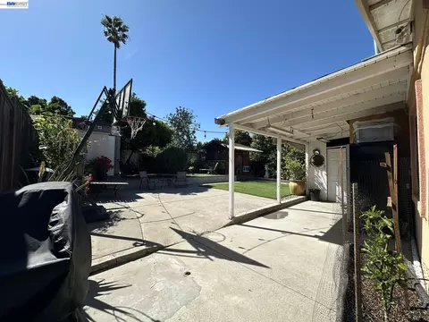 Exterior - 29 Delta Dr, Bay Point, CA 94565 photo 6 of 45