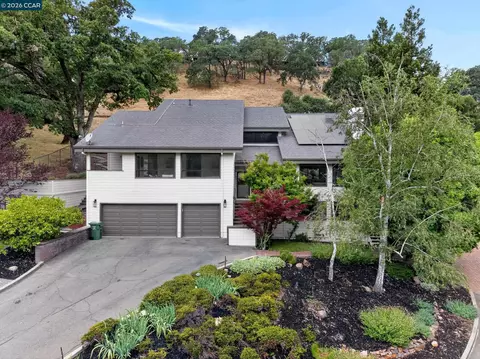 58 Saddle Rd, Walnut Creek, CA 94595
