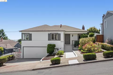1711 Santa Clara St, Richmond, CA 94804