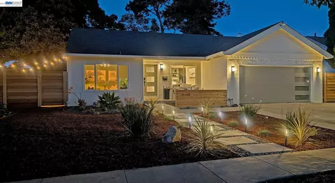 36340 Cypress Point Dr, Newark, CA 94560