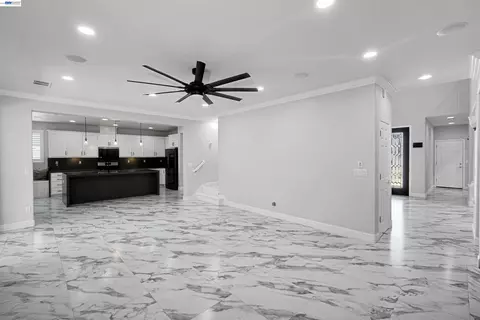 Living - 321 Myrtle Ln, Oakley, CA 94561 photo 1 of 5